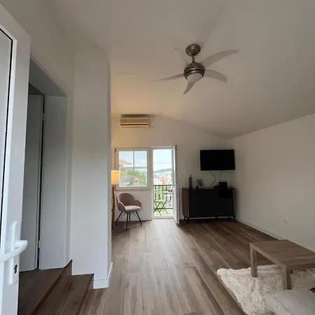 House Roza With 2 Trogir