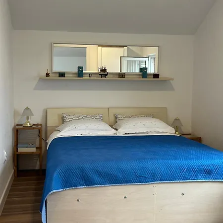 Apartment House Roza With 2 *